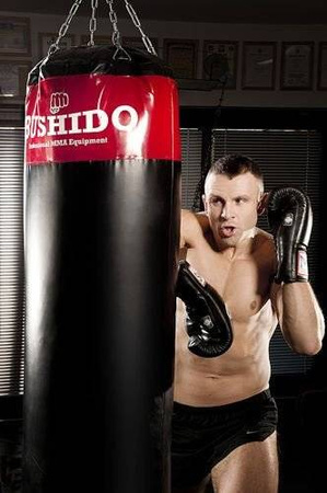 MOCNY WOREK TRENINGOWY BOKSERSKI 180 BUSHIDO PUSTY