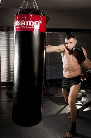 MOCNY WOREK TRENINGOWY BOKSERSKI 180 BUSHIDO PUSTY